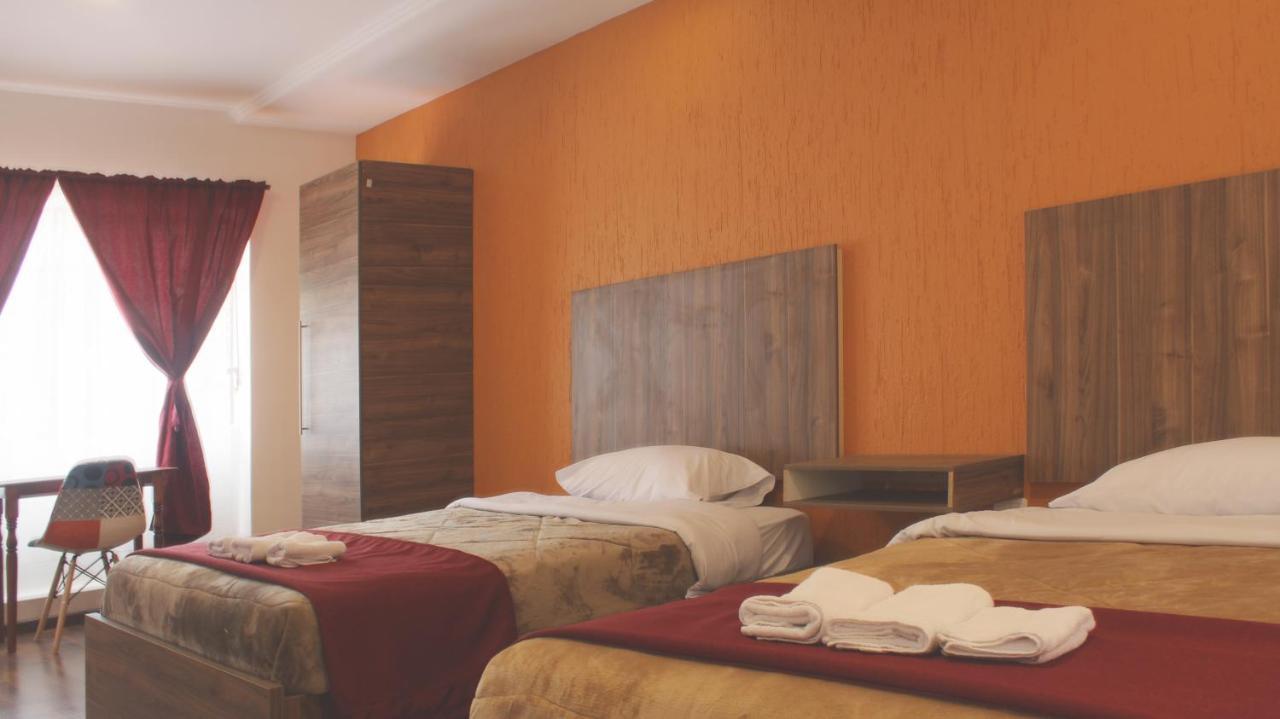 Hostal Nizza Cuenca Buitenkant foto